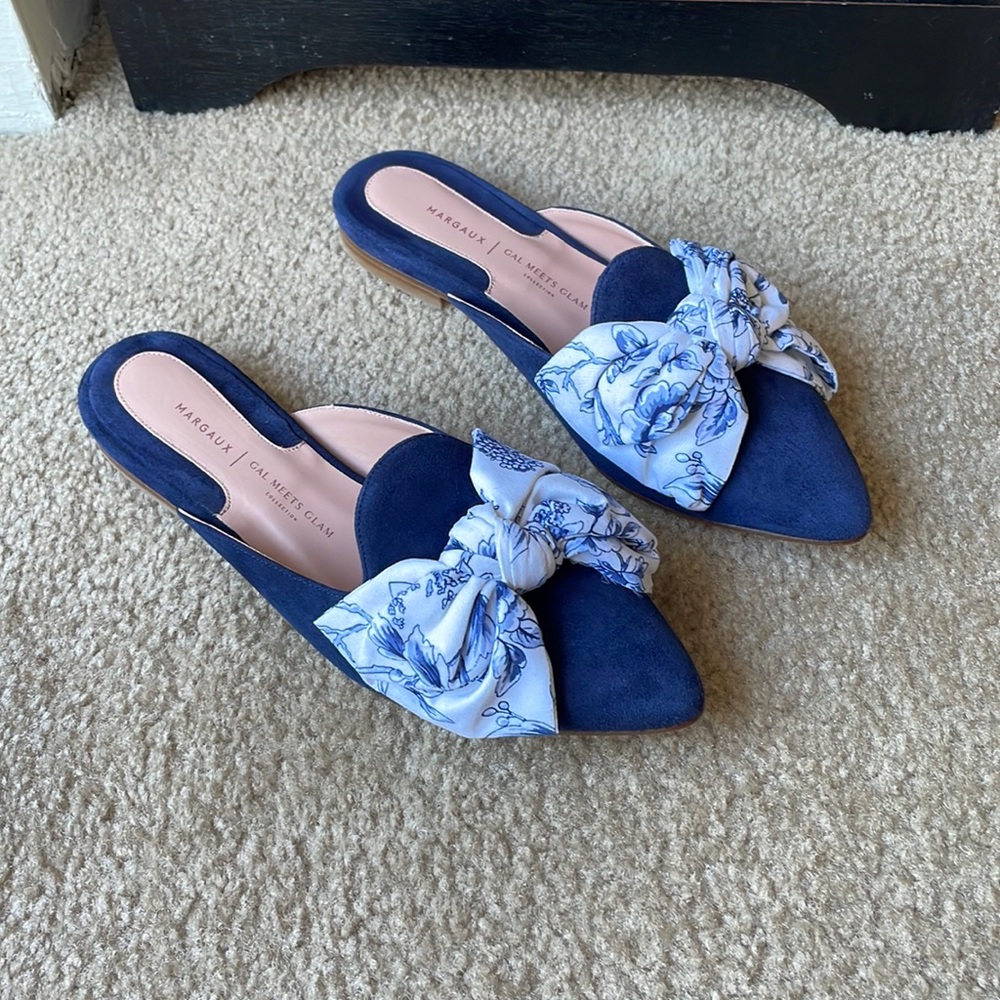 Margaux & Gal Meets Glam Mules